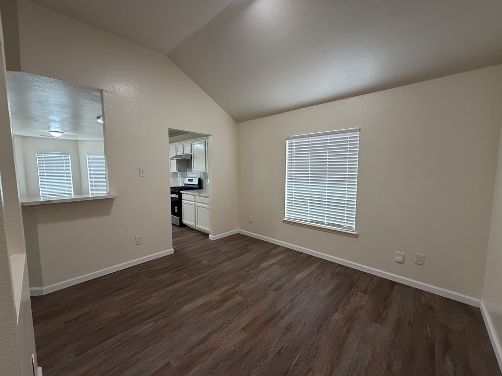 10514 Encino Pass Trail Houston, TX 77064 - Photo 7 of 26