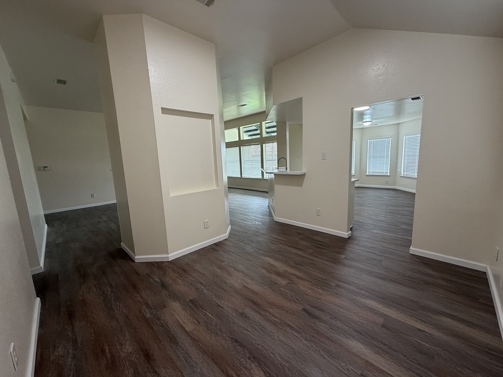 10514 Encino Pass Trail Houston, TX 77064 - Photo 8 of 26