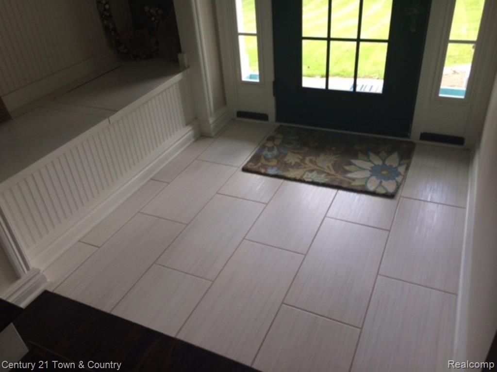 1908 Washington Road Rochester, MI 48306 - Photo 4 of 26 14.jpg
