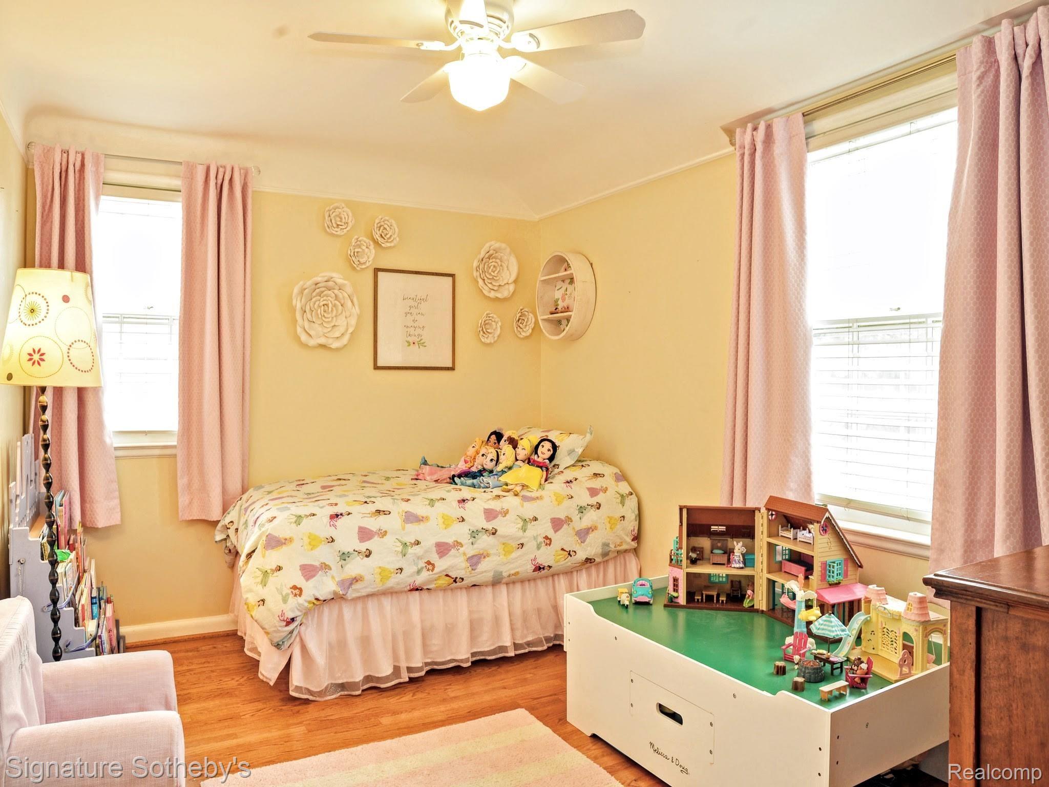 1134 Harvard Road Grosse Pointe, MI 48230 - Photo 20 of 33 Bedroom