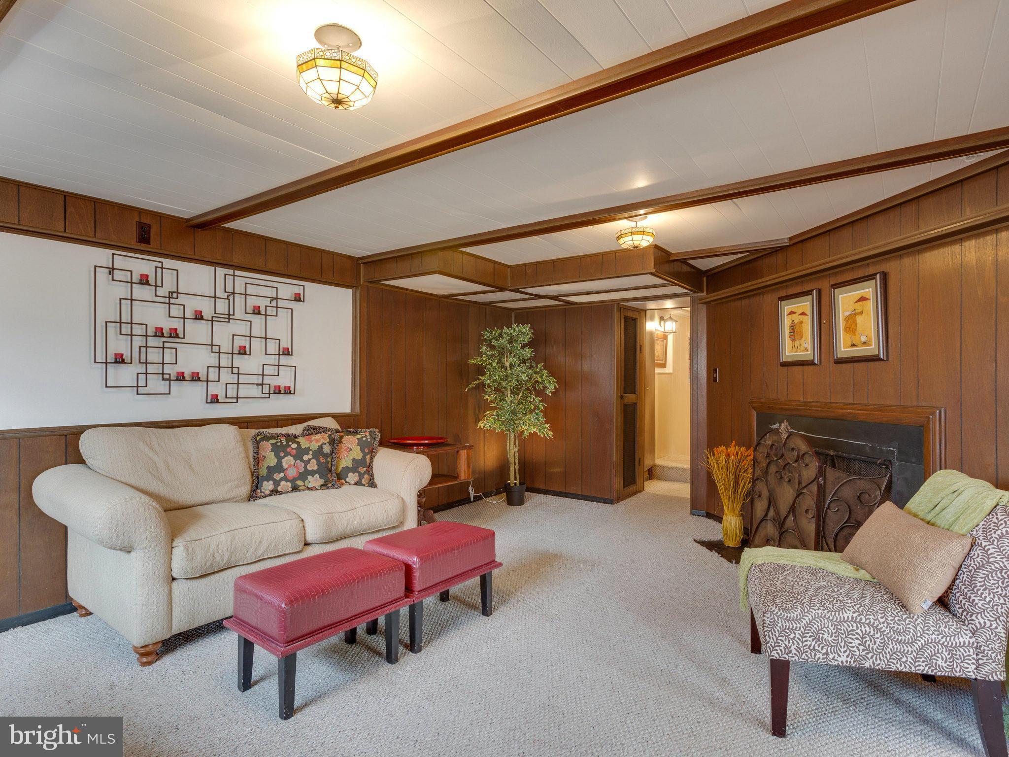 5224 Ferndale Street Springfield, VA 22151 - Photo 22 of 30 Family Room