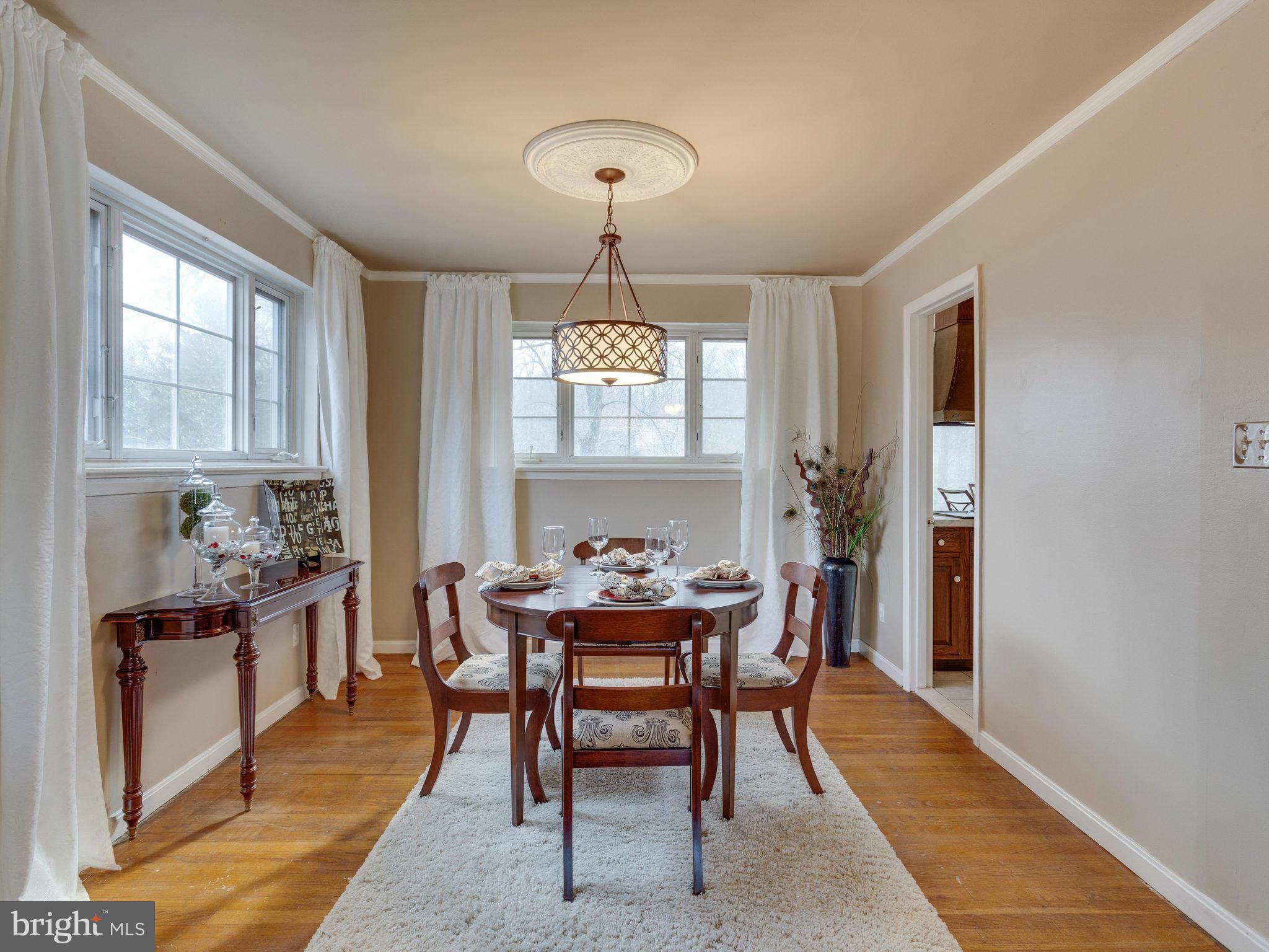 5224 Ferndale Street Springfield, VA 22151 - Photo 6 of 30 Dining Room