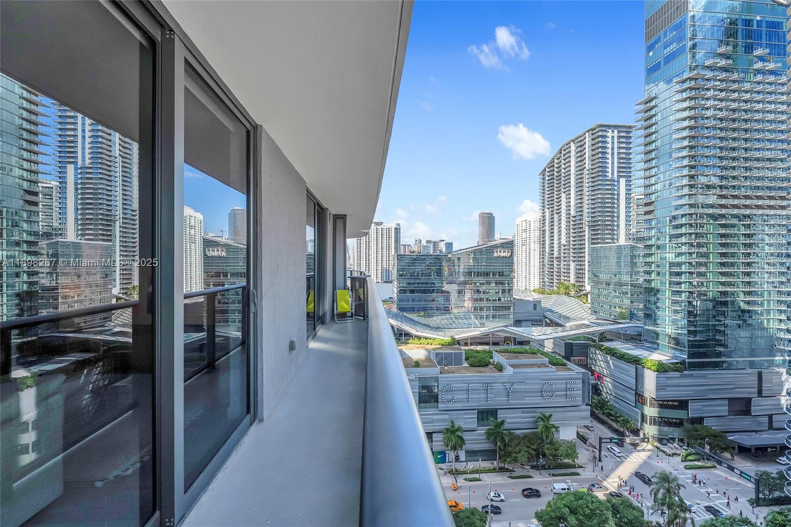 55 Southwest 9th Street, Unit 1802 Miami, FL 33130 - Photo 14 of 35