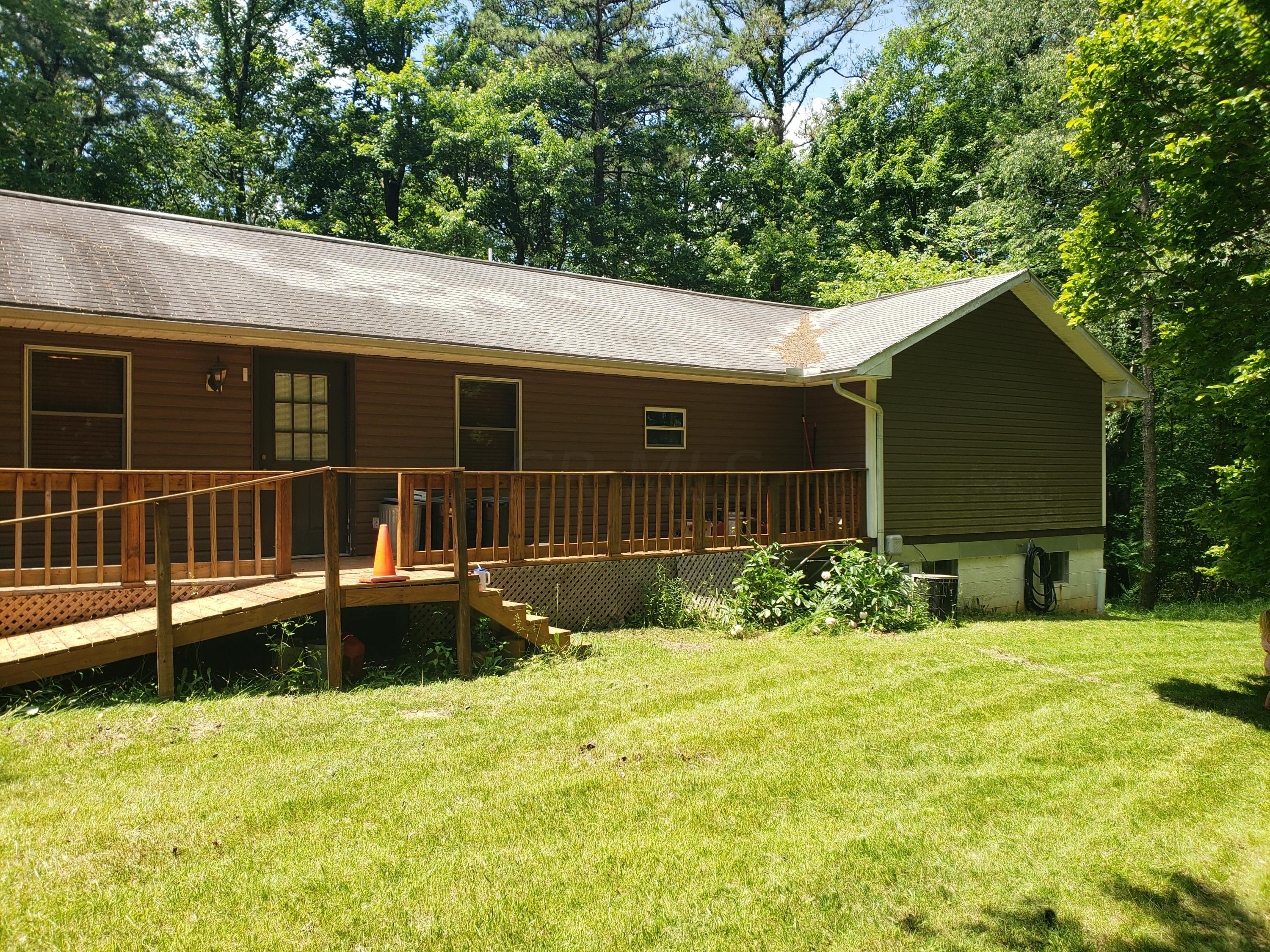 19766 Thompson Ridge Road Laurelville, OH 43135 - Photo 2 of 21