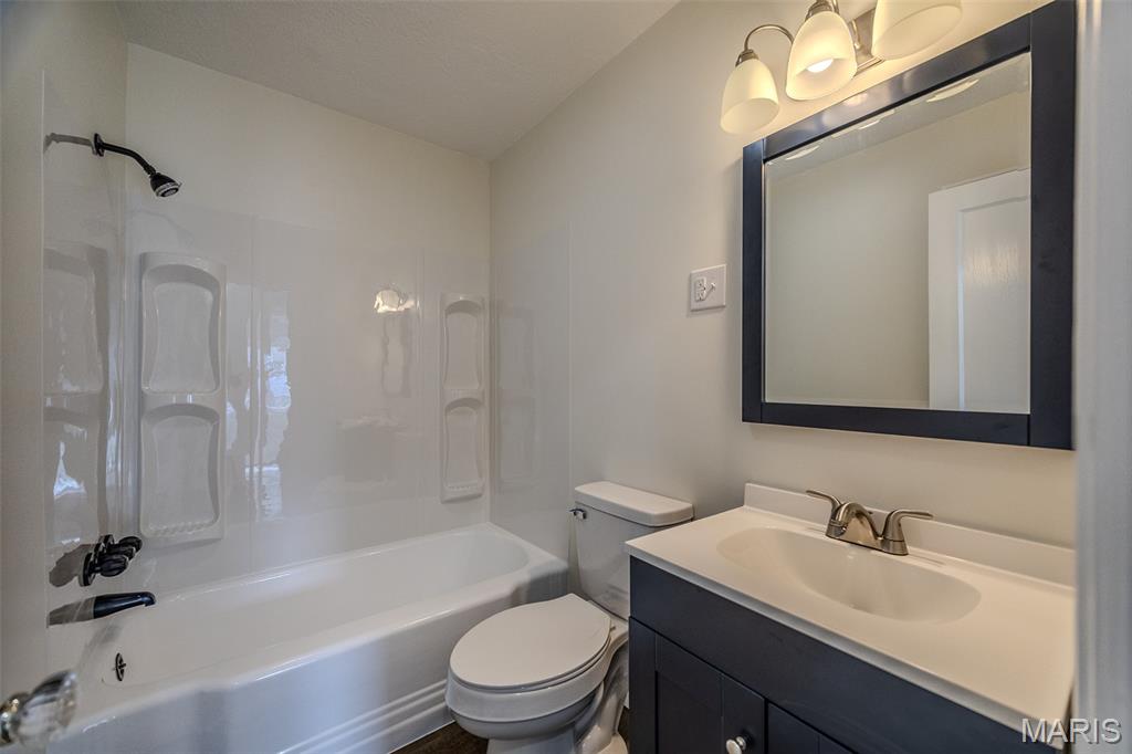 6 Cambridge Court Lebanon, MO 65536 - Photo 24 of 45