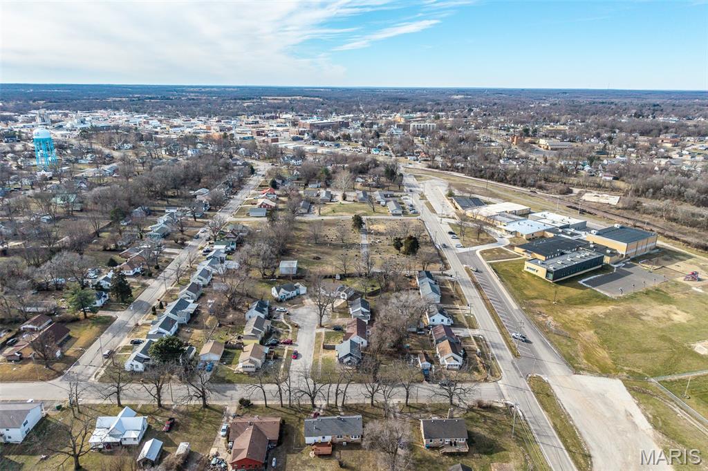 6 Cambridge Court Lebanon, MO 65536 - Photo 38 of 45