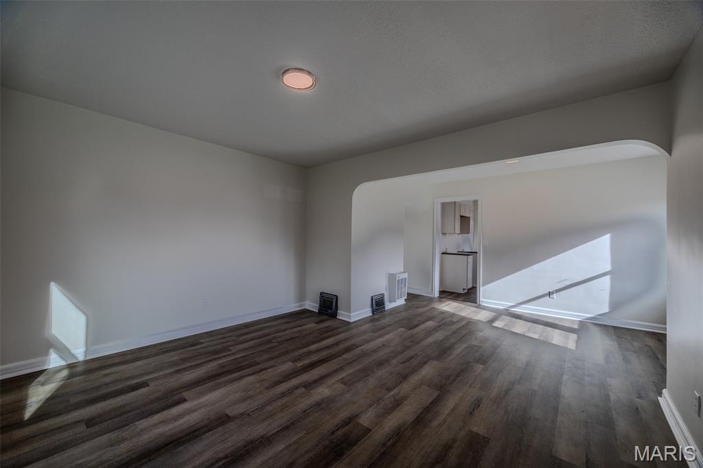 6 Cambridge Court Lebanon, MO 65536 - Photo 7 of 45