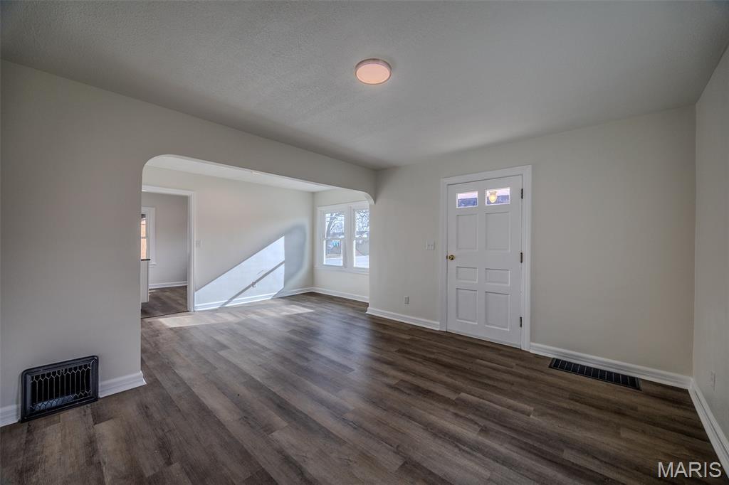 6 Cambridge Court Lebanon, MO 65536 - Photo 8 of 45