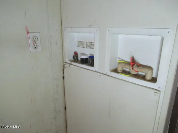 $94,900 | 146 Pleasant Valley Road, Argyle, NY 12809