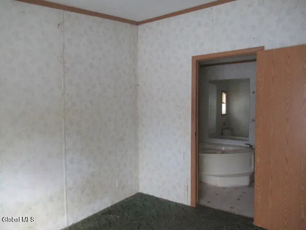 $94,900 | 146 Pleasant Valley Road, Argyle, NY 12809