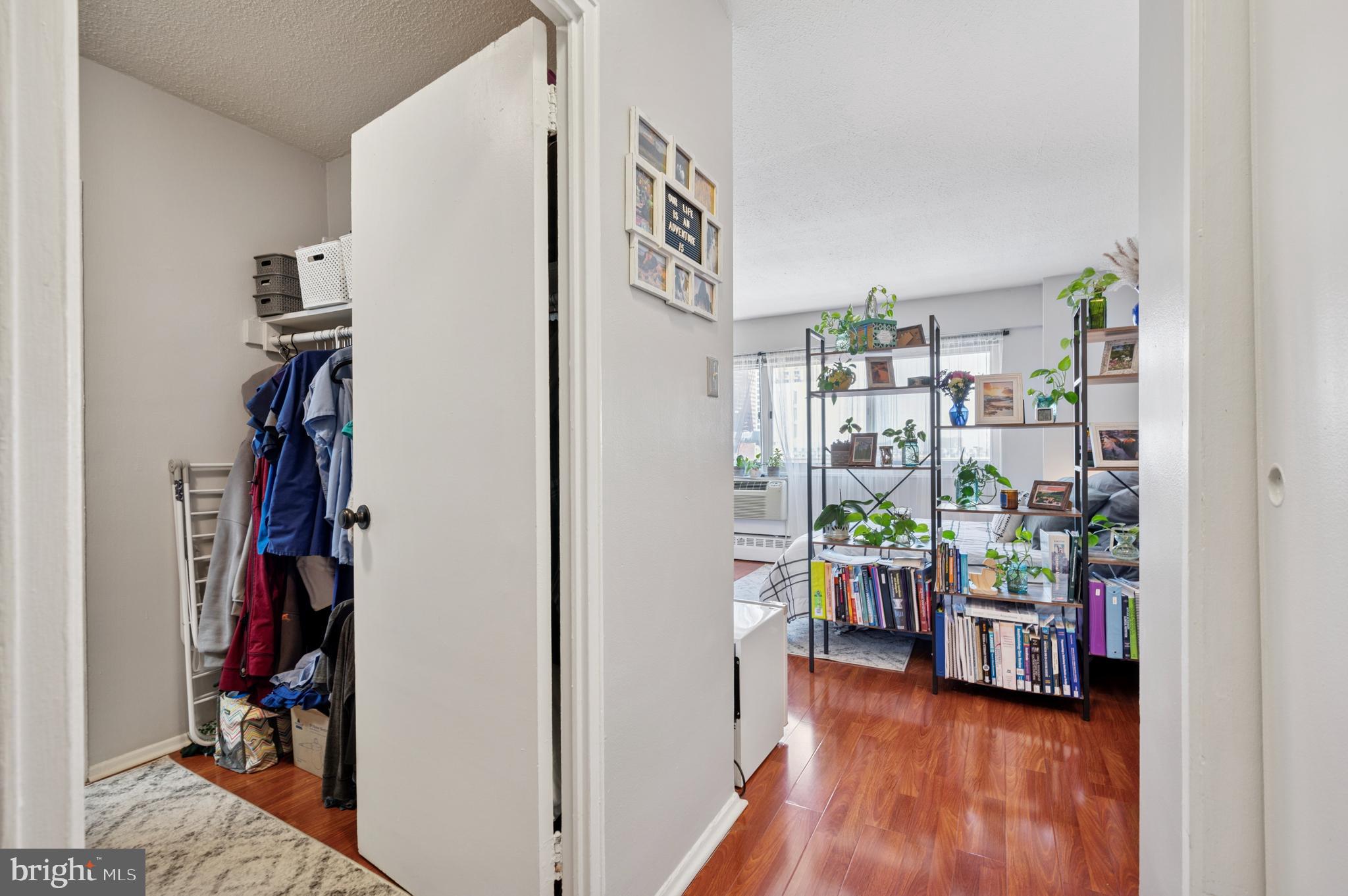 2101 Chestnut Street, Unit 1107 Philadelphia, PA 19103 - Photo 11 of 19