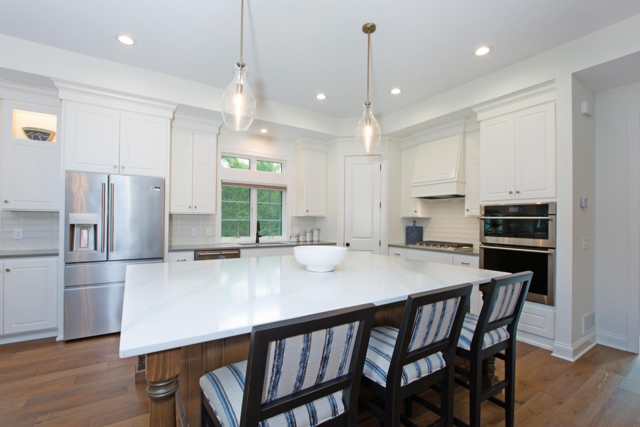 11784 Azure Lane Inver Grove Heights, MN 55077 - Photo 7 of 32