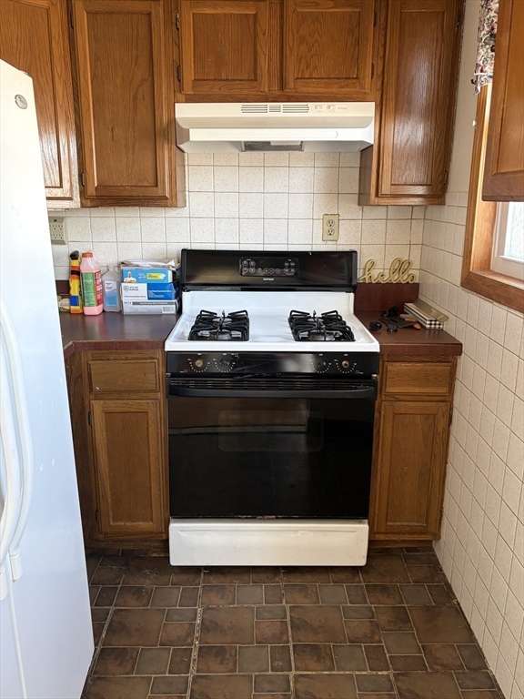 31 Cross Street, Unit 3 Fall River, MA 02723 - Photo 5 of 7