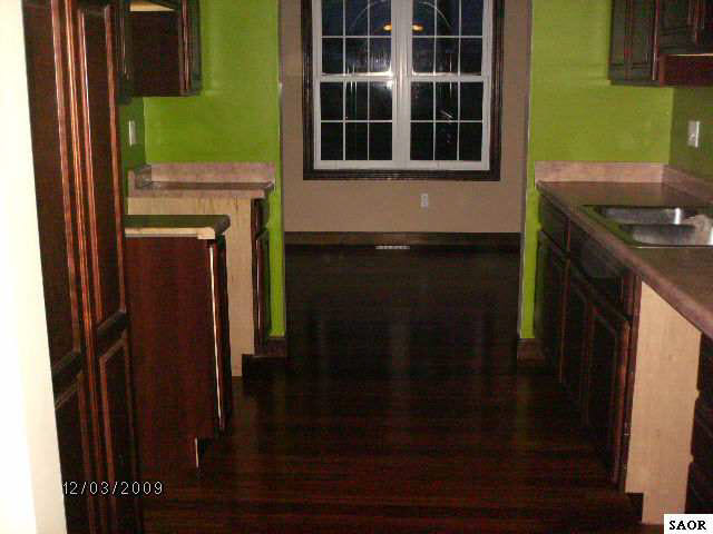 7750 Bath Road Byron, MI 48418 - Photo 4 of 5 44951-3.JPG