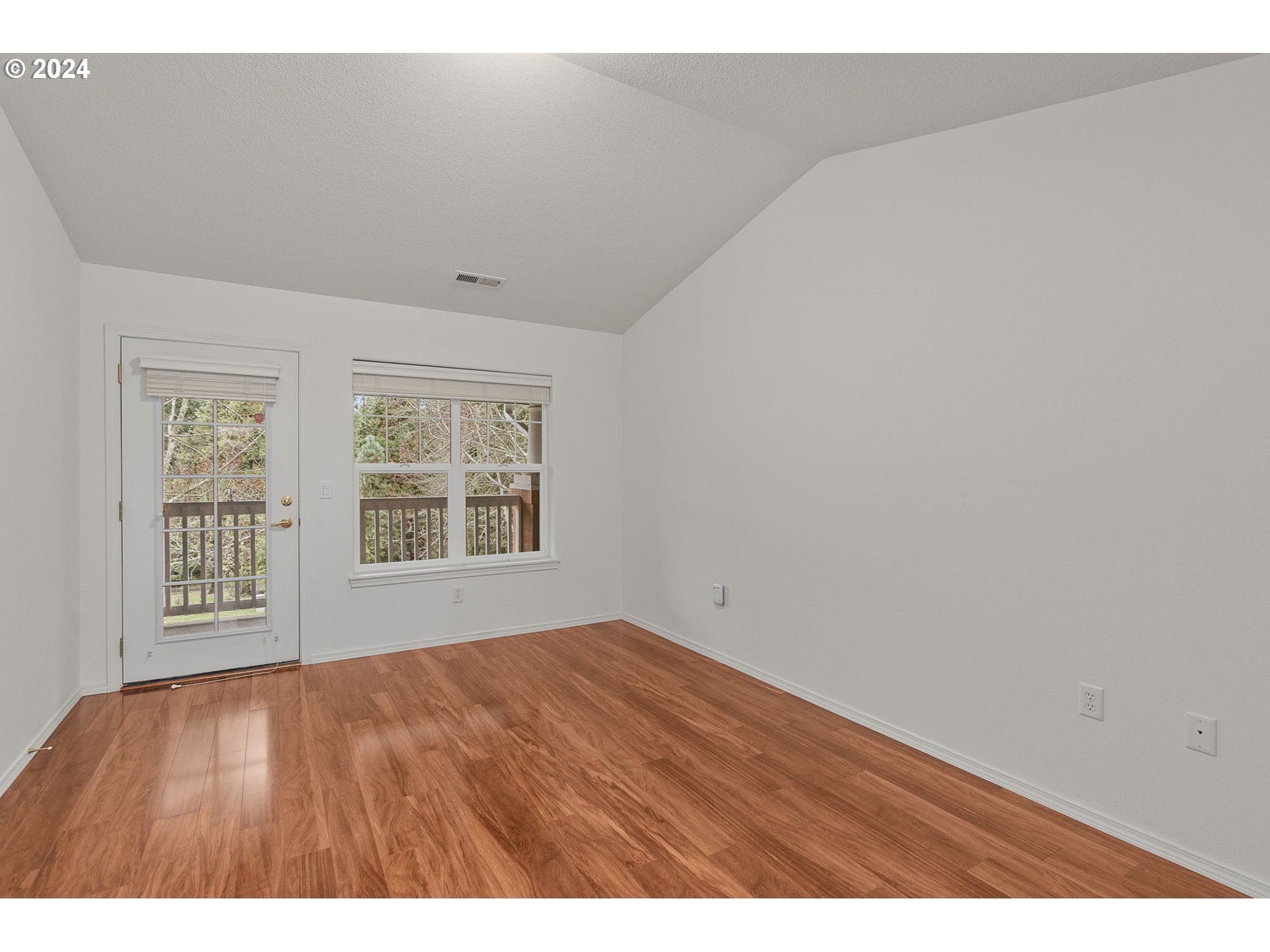 30344 Southwest Ruth Street, Unit 63 Wilsonville, OR 97070 - Photo 21 of 37 Gallery Image 21