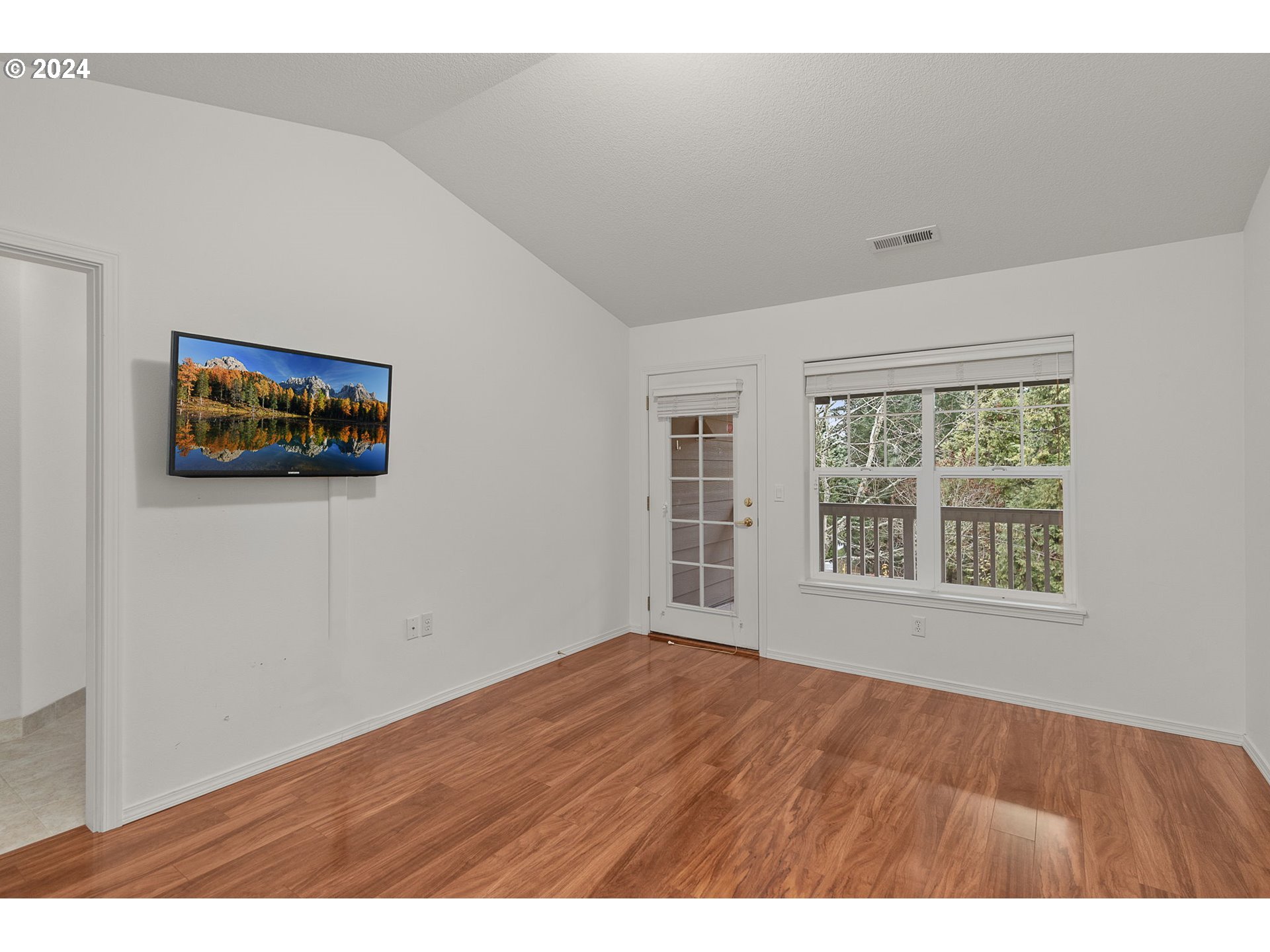 30344 Southwest Ruth Street, Unit 63 Wilsonville, OR 97070 - Photo 22 of 37 Gallery Image 22