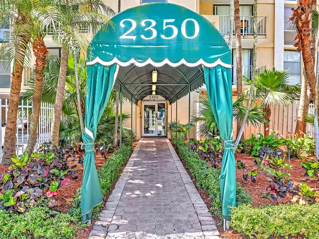 a car parked in front of a building