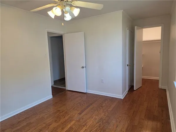 $2,300 | 552 Metairie Lawn Drive, Metairie, LA 70001