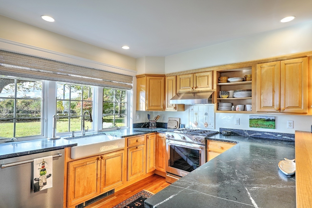 1236 Main Road Westport, MA 02790 - Photo 16 of 36 Gallery Image 16