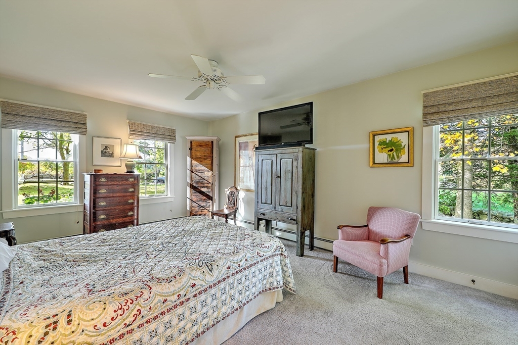 1236 Main Road Westport, MA 02790 - Photo 21 of 36 Gallery Image 21