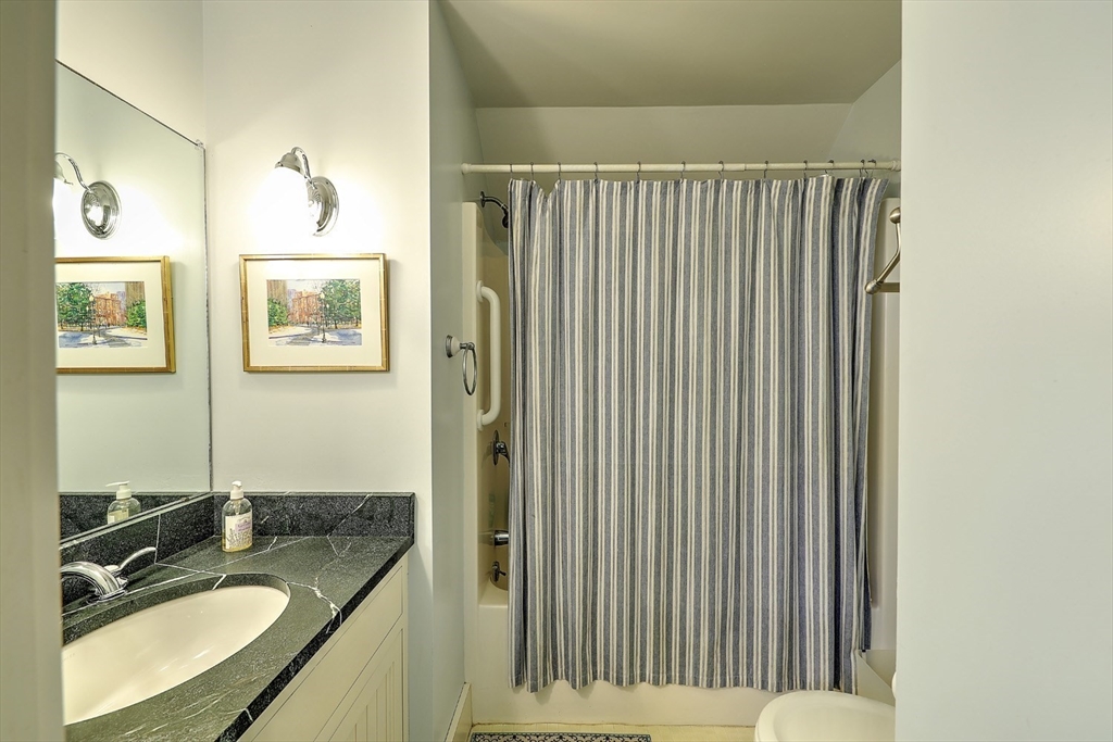 1236 Main Road Westport, MA 02790 - Photo 28 of 36 Gallery Image 28