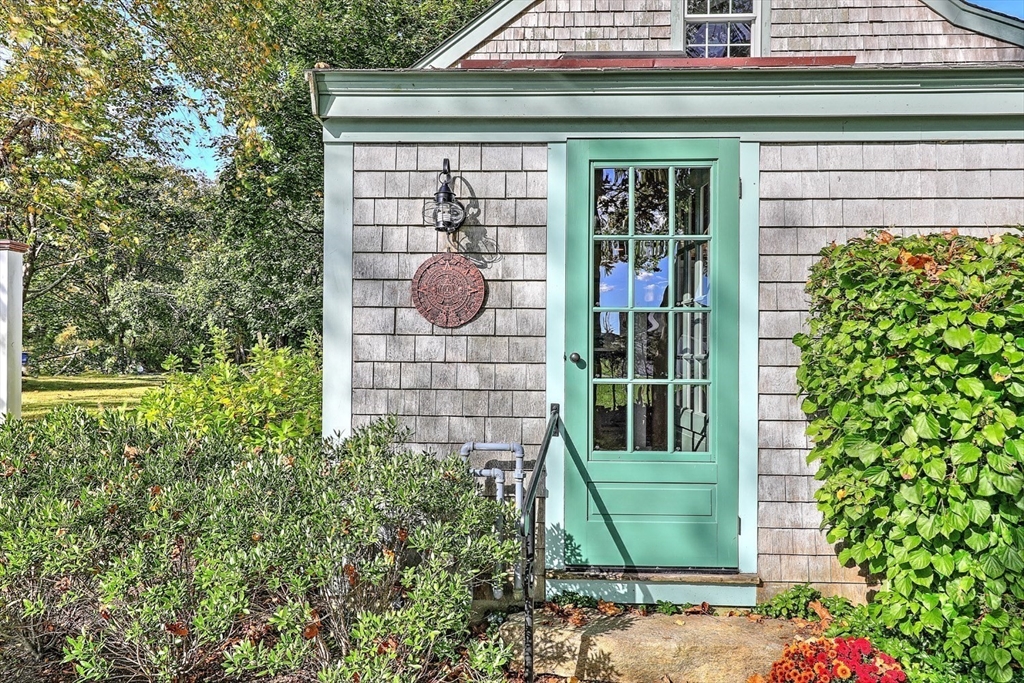 1236 Main Road Westport, MA 02790 - Photo 9 of 36 Gallery Image 9