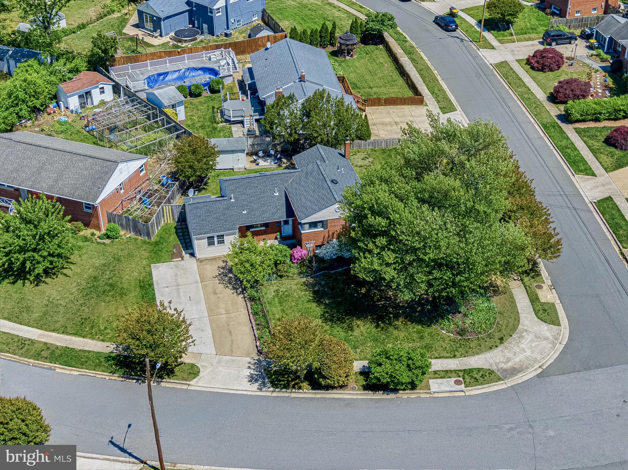 5917 Flanders Street Springfield, VA 22150 - Photo 39 of 40 an aerial view of a house