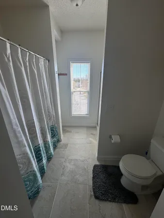 $1,400 | 2511 Huntscroft Lane, Unit 303, Raleigh, NC 27617