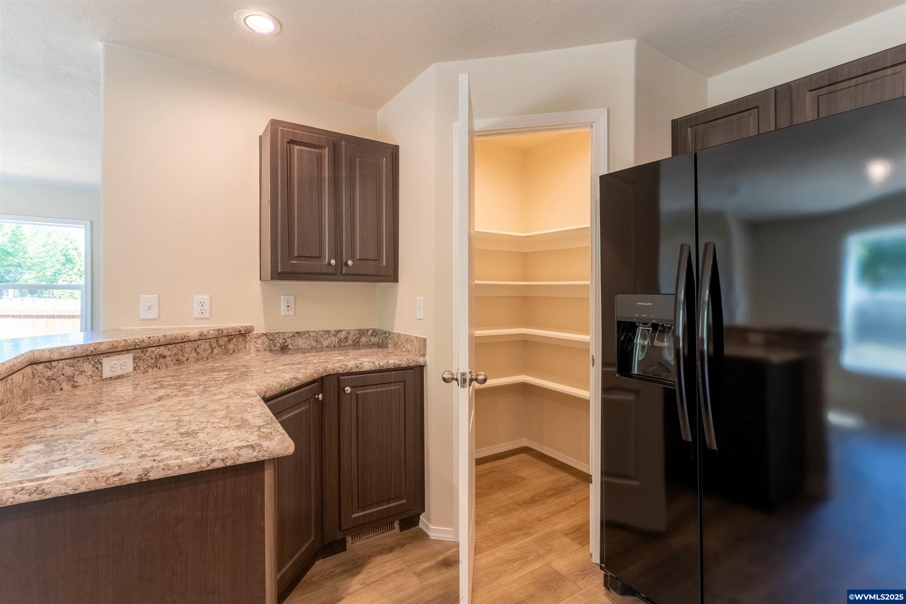 200 Market Street, Unit 222 Lebanon, OR 97355 - Photo 9 of 22