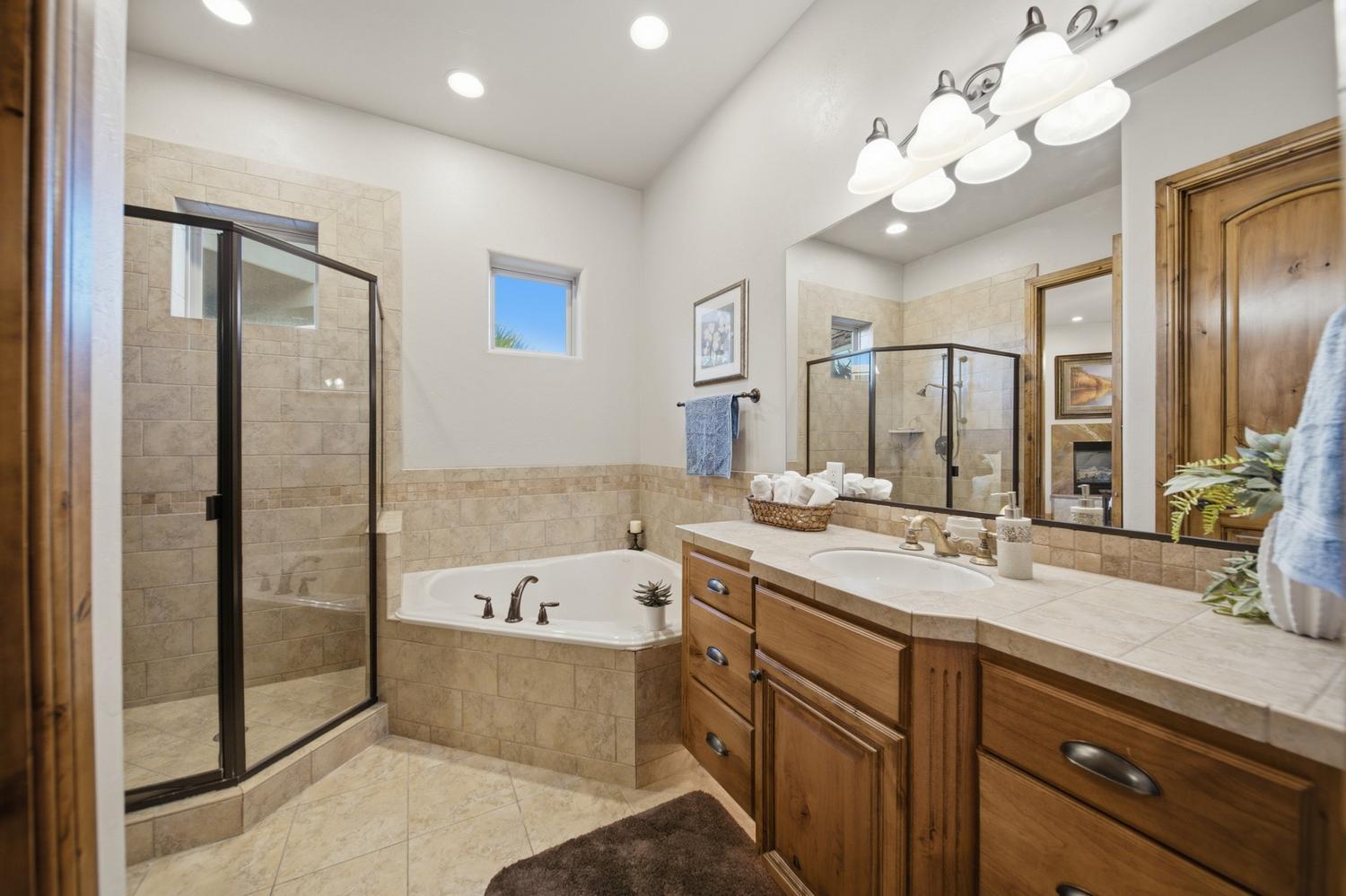 1536 Cliff Point Circle St. George, UT 84790 - Photo 17 of 24 017-005-Private Guest-1500x1000