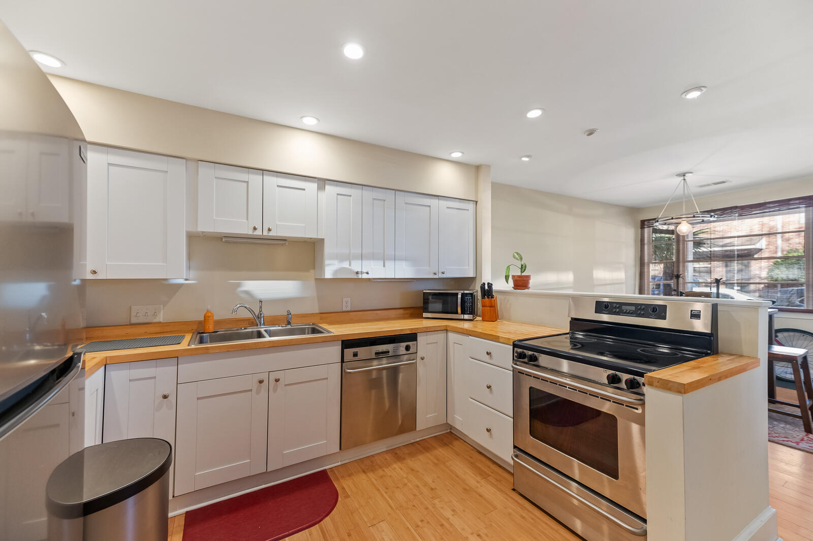 47 Drake Street Charleston, SC 29403 - Photo 10 of 20 Gallery Image 10