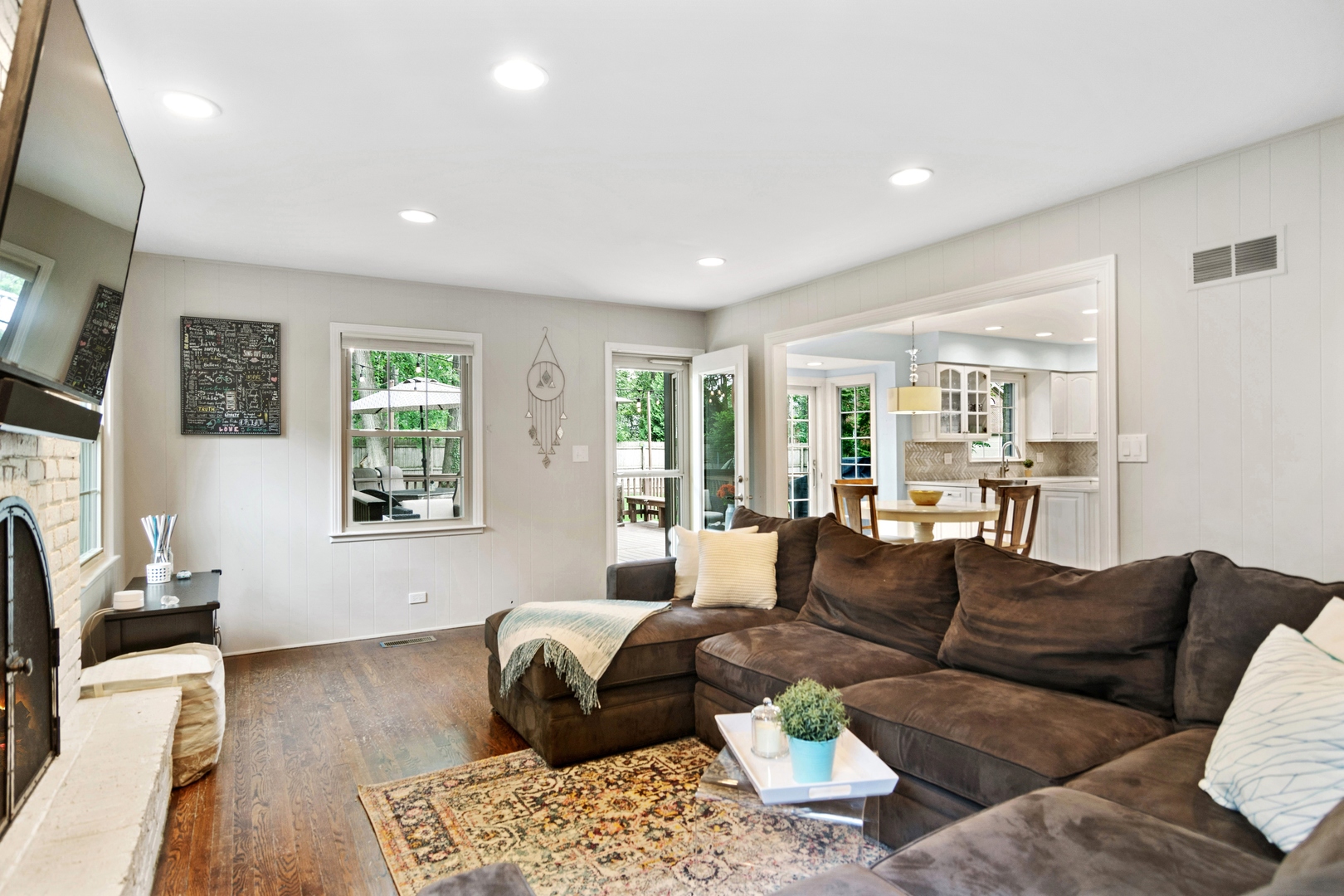 165 Manor Drive Deerfield, IL 60015 - Photo 7 of 25