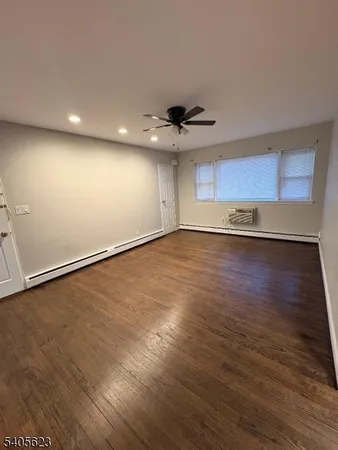 $1,800 | 365 Bloomfield Avenue, Unit 6B, Verona, NJ 07044