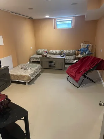 $189,900 | 534 East 148th Place, Harvey, IL 60426