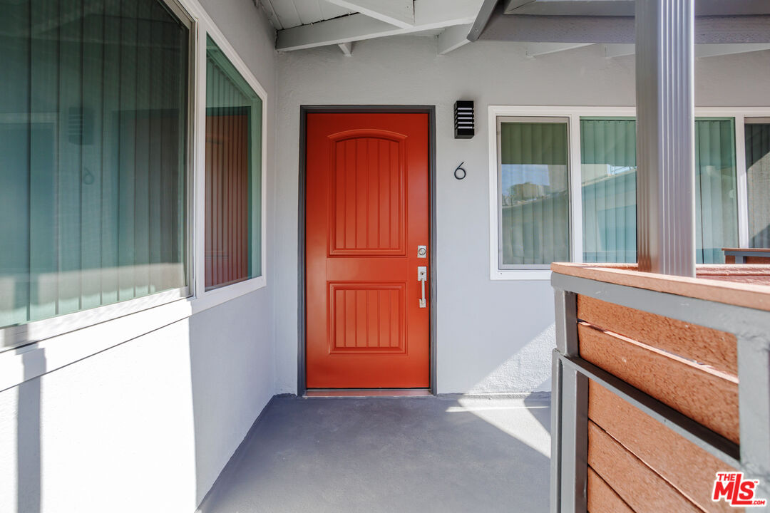 1116 San Rafael Avenue, Unit 6 Glendale, CA 91202 - Photo 3 of 23 a view of front door
