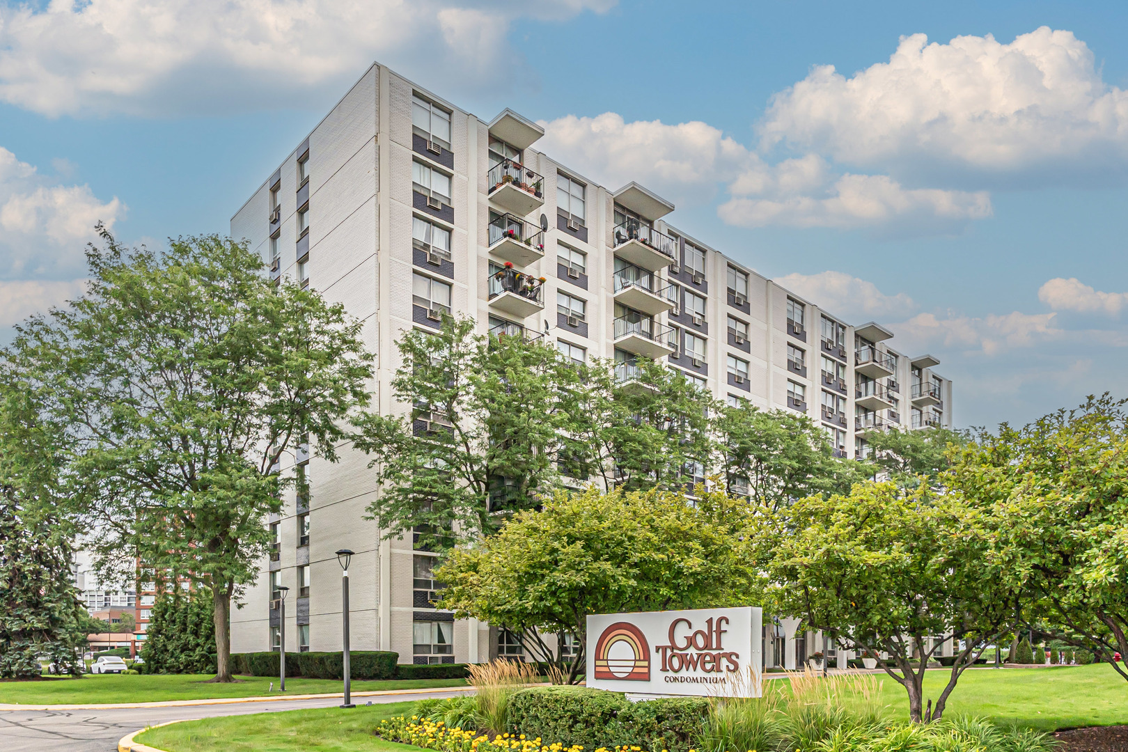 9001 Golf Road, Unit 10F Des Plaines, IL 60016 - Photo 20 of 25 Gallery Image 20
