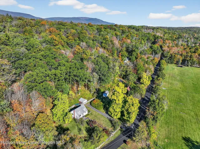$475,000 | 35 Shear Road, Saugerties, NY 12477