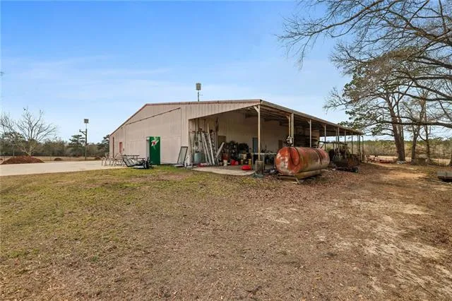$990,000 | 53319 Highway 60, Bogalusa, LA 70427