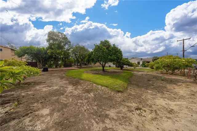 a view of a golf course