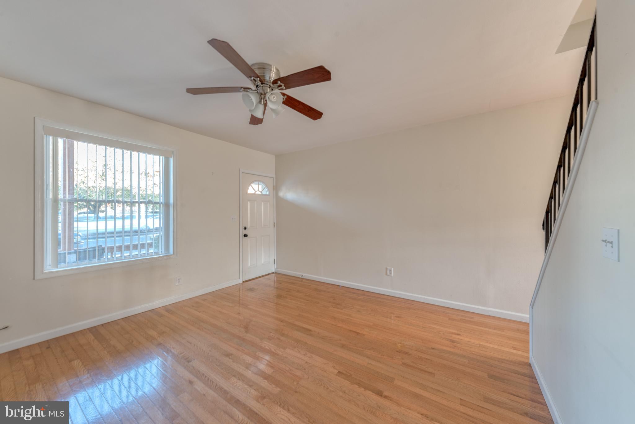 3821 Roland Avenue Baltimore, MD 21211 - Photo 5 of 21 Gallery Image 5
