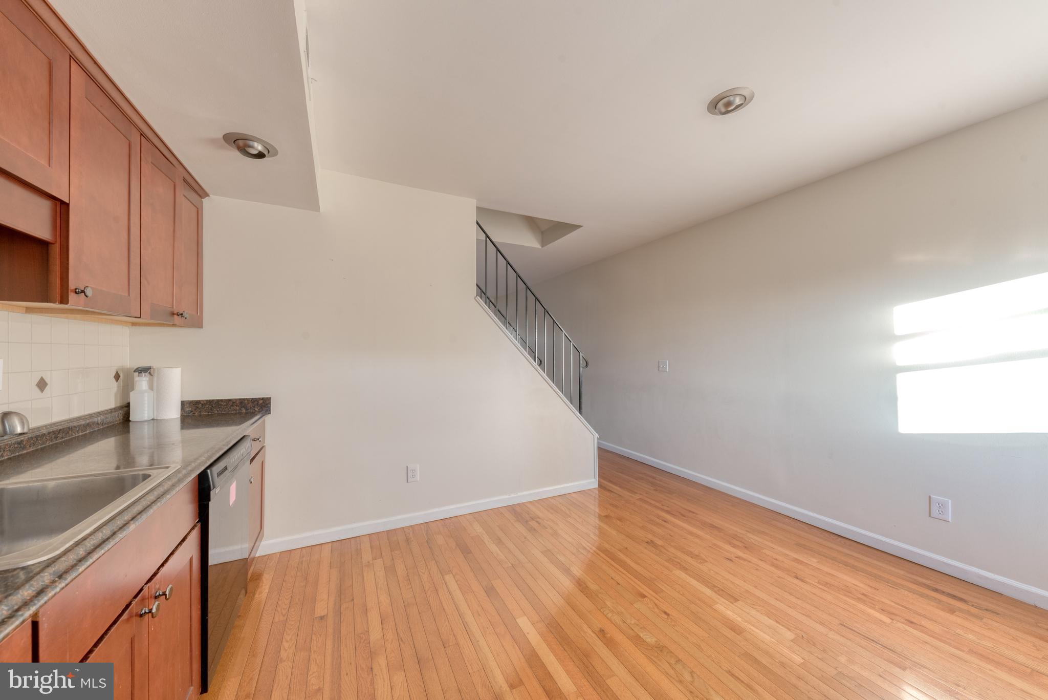 3821 Roland Avenue Baltimore, MD 21211 - Photo 10 of 21 Gallery Image 10