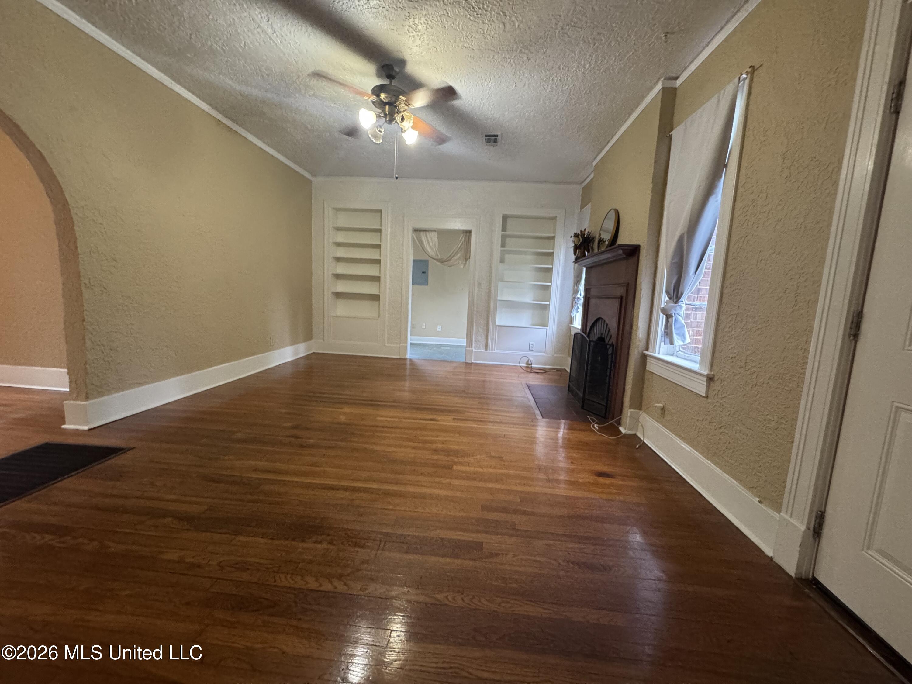 428 Decelle Street Jackson, MS 39216 - Photo 5 of 19 IMG_1198