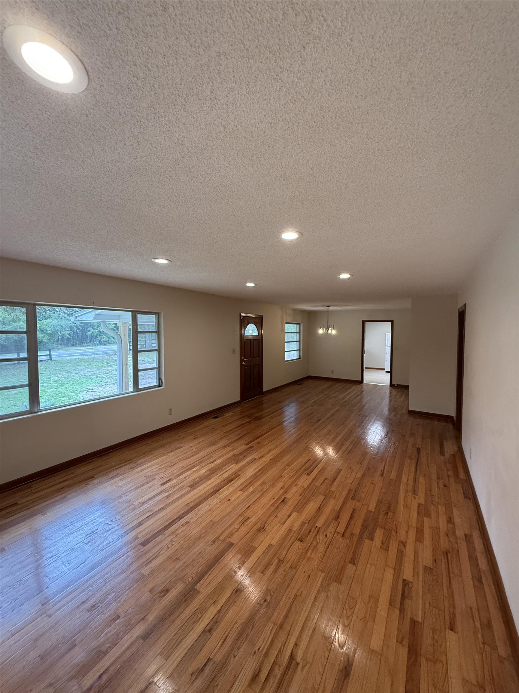 5525 Springhill Road Tallahassee, FL 32305 - Photo 4 of 16