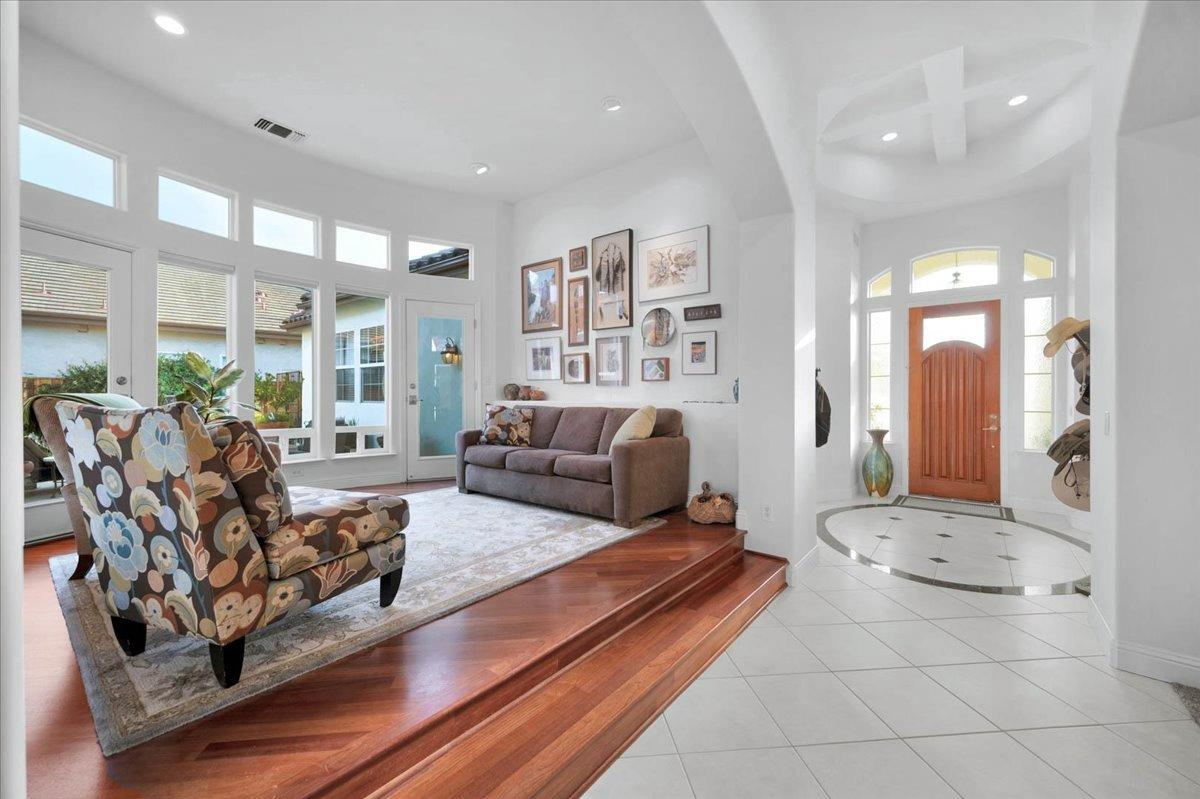 4574 North Quail Lake Drive Clovis, CA 93619 - Photo 12 of 77