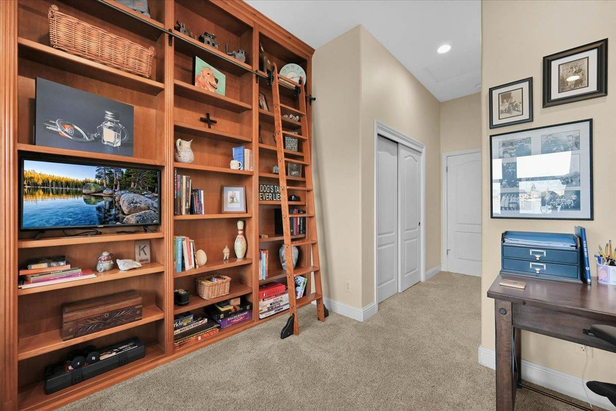 4574 North Quail Lake Drive Clovis, CA 93619 - Photo 43 of 77