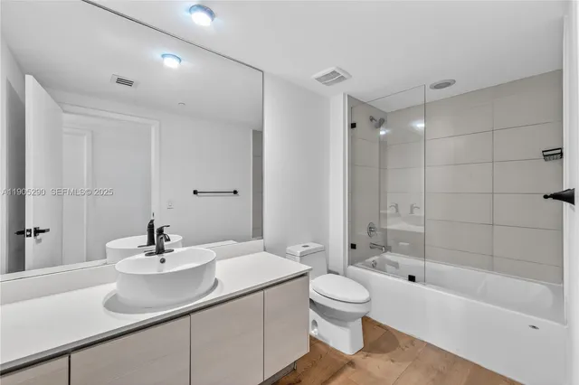 $7,800 | 4250 Biscayne Boulevard, Unit 1502, Miami, FL 33137