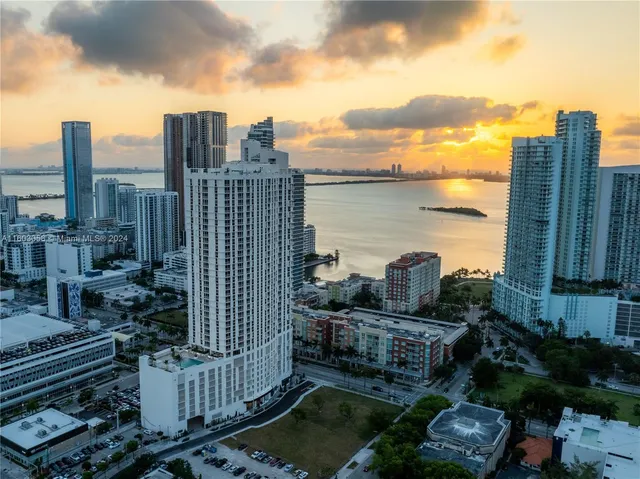 $4,200 | 2000 Biscayne Boulevard, Unit 3511, Miami, FL 33137