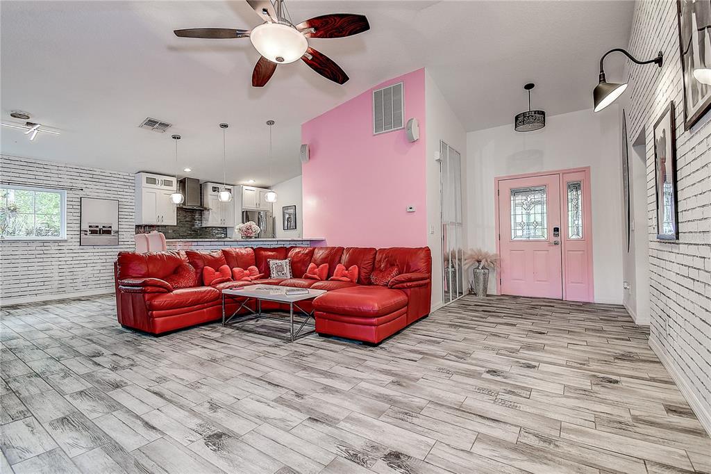 9641 Fulton Avenue Hudson, FL 34667 - Photo 6 of 60