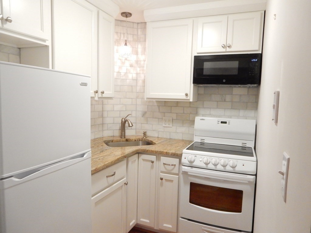 3 Drummer Road, Unit B2 Acton, MA 01720 - Photo 4 of 29