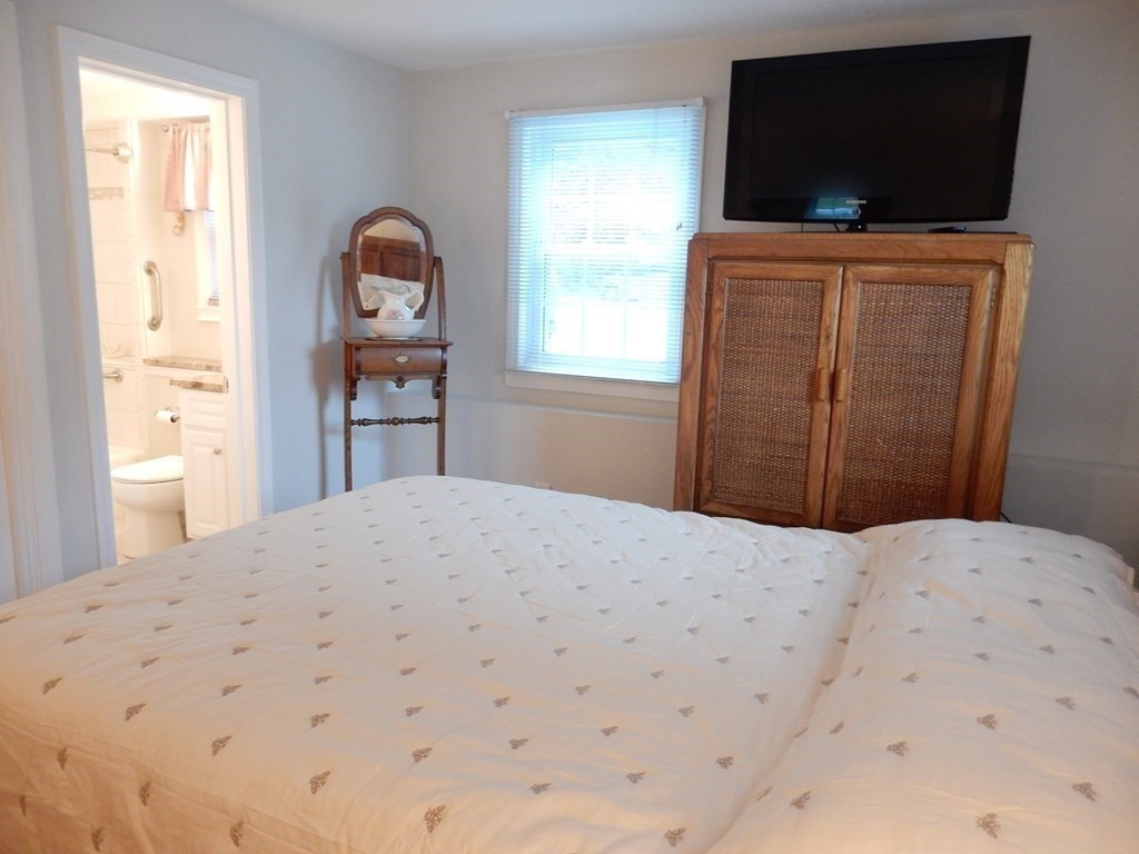 3 Drummer Road, Unit B2 Acton, MA 01720 - Photo 7 of 29